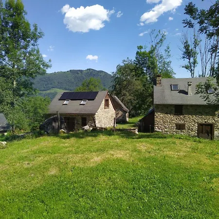 En Pleine Nature Acces 4x4 Ou A Pied