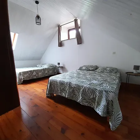 En Pleine Nature Acces 4x4 Ou A Pied