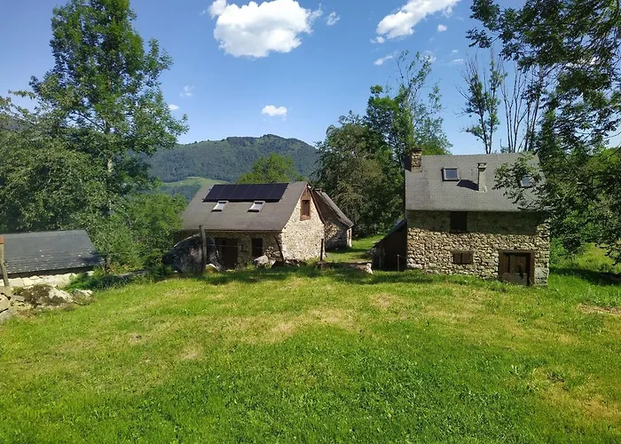 En Pleine Nature Acces 4x4 Ou A Pied